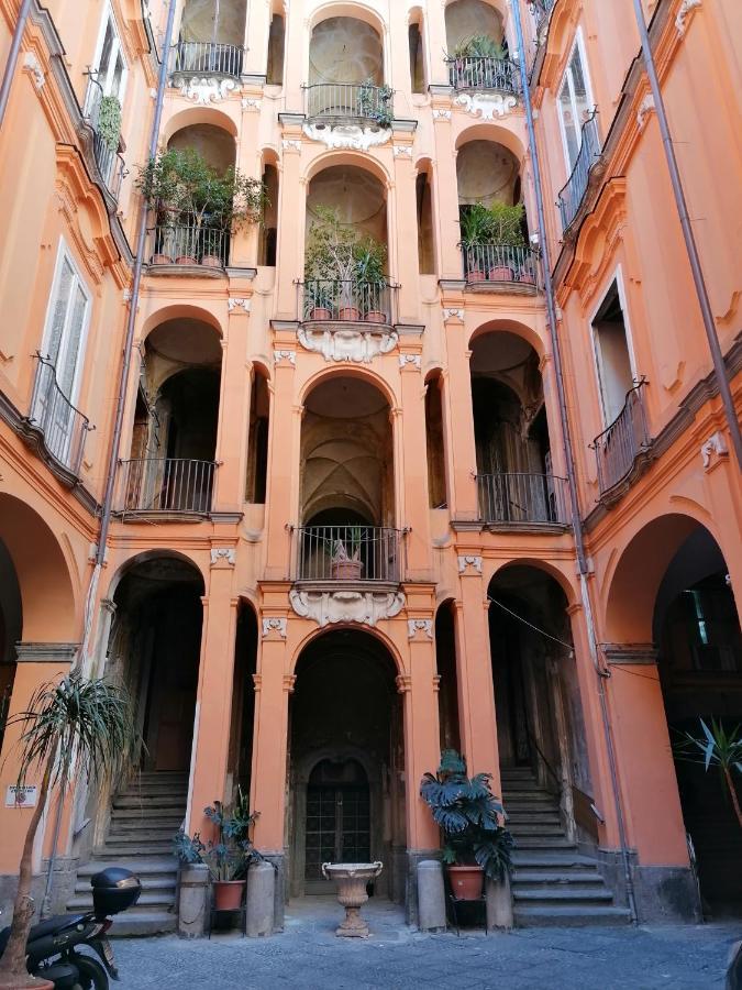 Napoli Royal Flats Vila Exterior foto